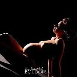 maternity boudoir stuio