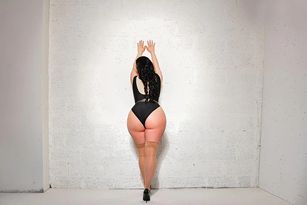 Plus Size Curvy Photography Studio